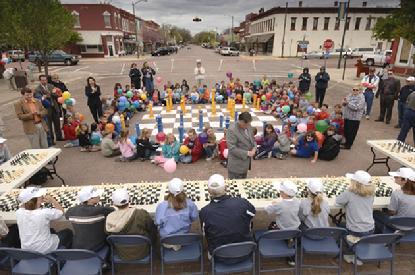 National Geographic does story on Lindsborg chess